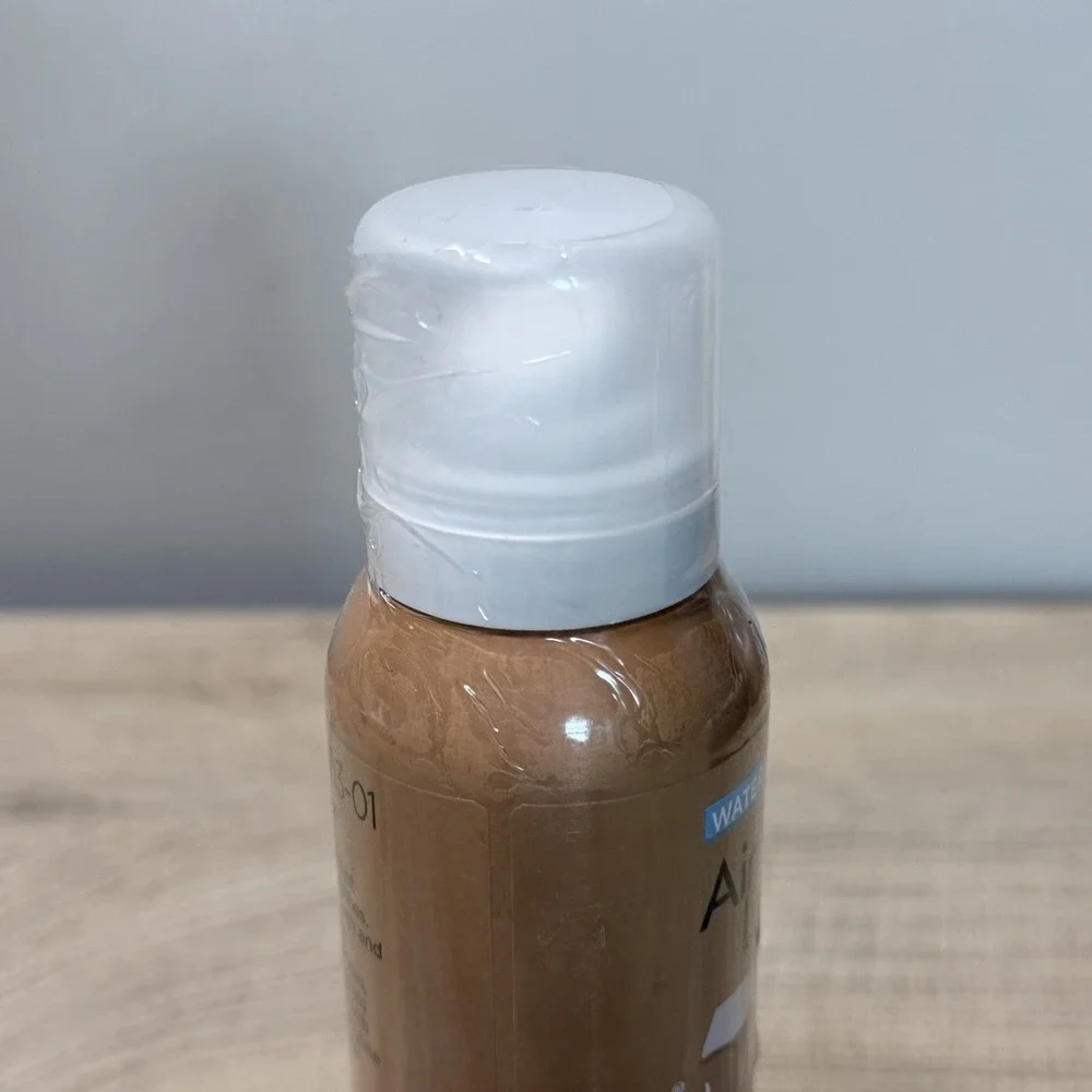 Sally Hansen Airbrush Legs Light Glow Leg Makeup 4.4 oz Water Resistant Spray